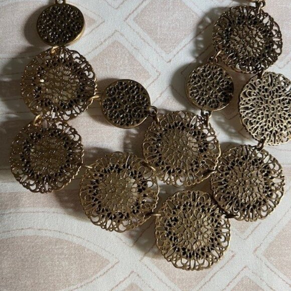 Chico's statement necklace set which includes 1bracelet, 2 pairs of earrings - Picture 13 of 13